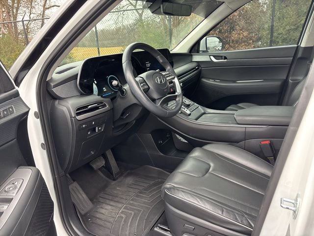 Used 2023 Hyundai Palisade Limited w/ Cargo Package image 13