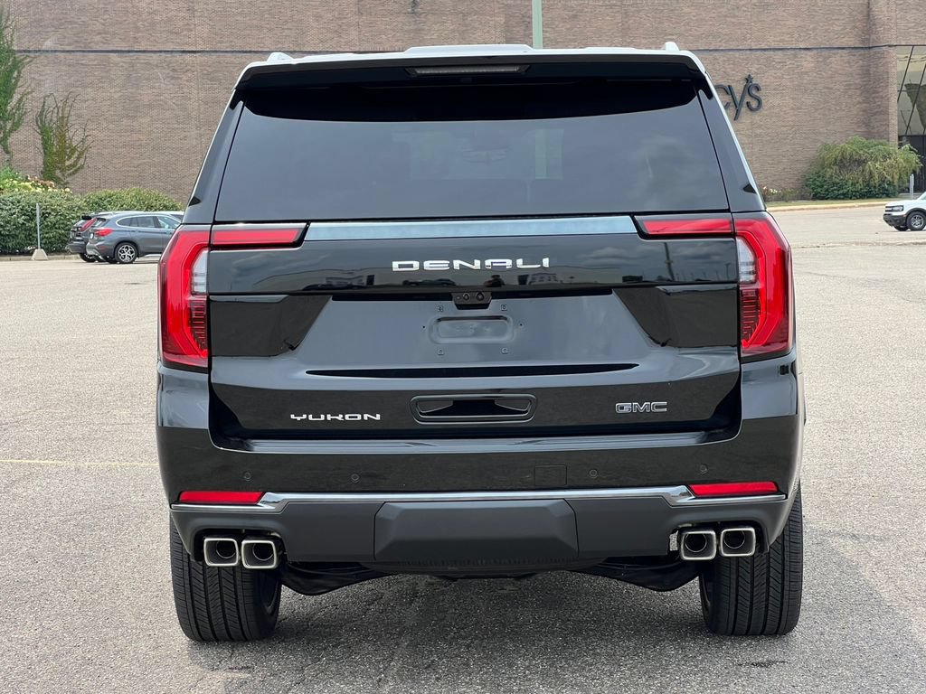 New 2026 GMC Yukon Denali Ultimate w/ LPO, Floor Liner Package AWD/4WD image 56