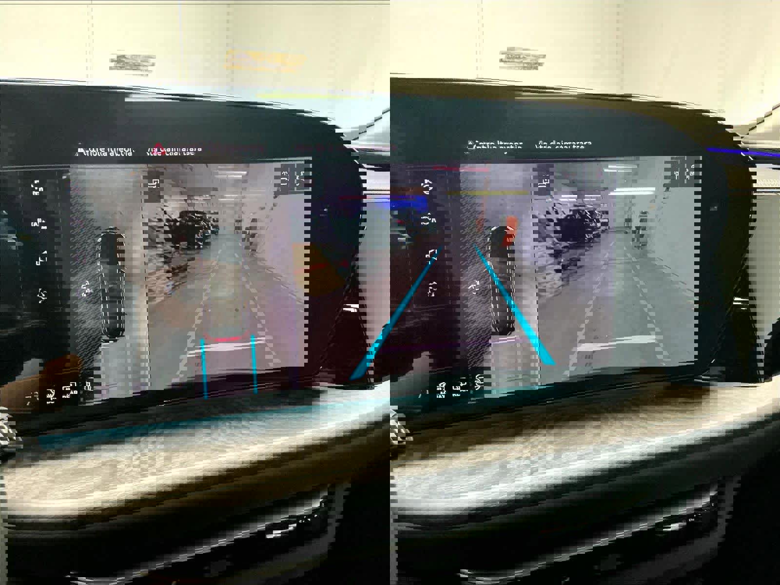 Certified 2025 Audi Q5 Premium Plus w/ Premium Plus image 23