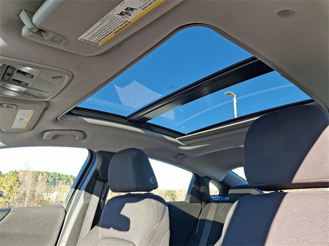 Used 2024 Chevrolet Malibu LT image 14