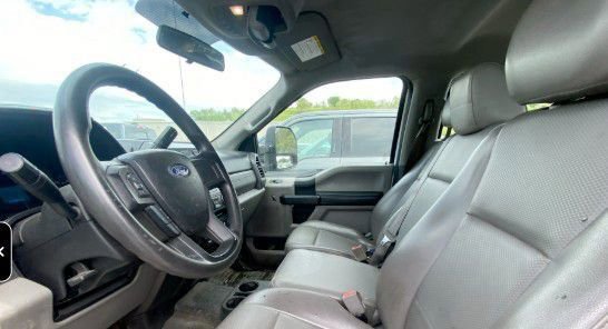 Used 2018 Ford F250 XL w/ Power Equipment Group RWD image 2