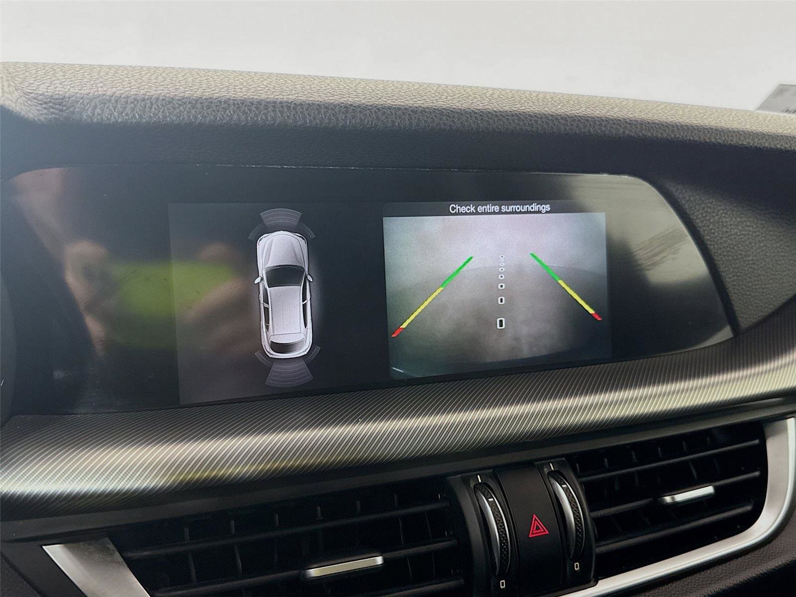 Used 2019 Alfa Romeo Stelvio Ti Sport w/ Quick Order Package 22S Sport AWD/4WD image 12