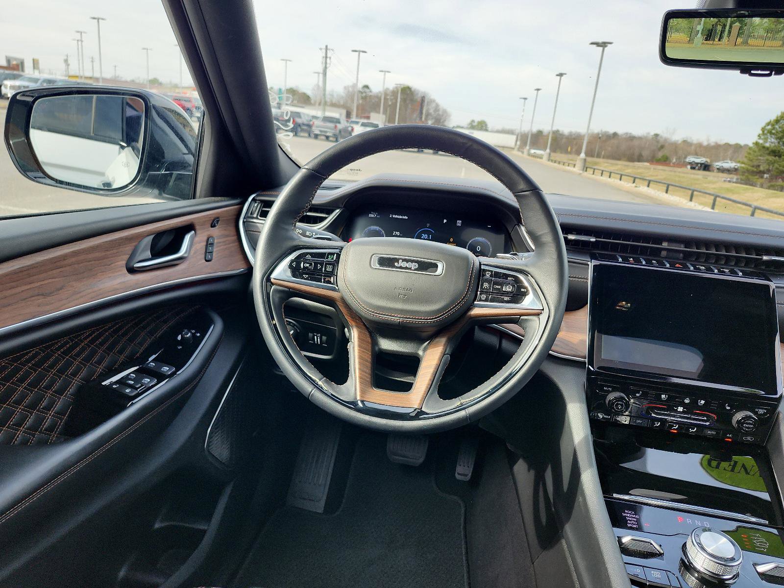 Used 2023 Jeep Grand Cherokee L Summit w/ Advanced Protech Group IV image 16