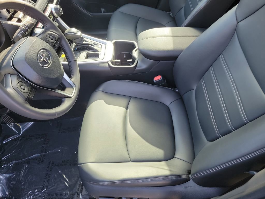 Used 2024 Toyota RAV4 XLE Premium image 19