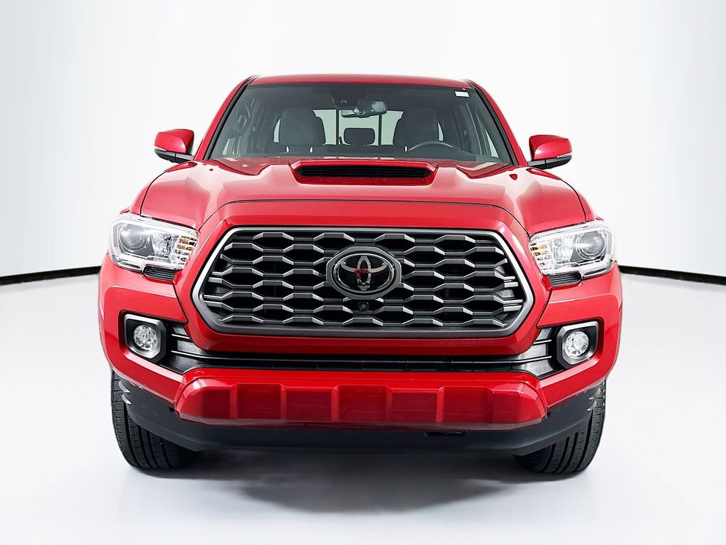 Used 2023 Toyota Tacoma TRD Sport image 2