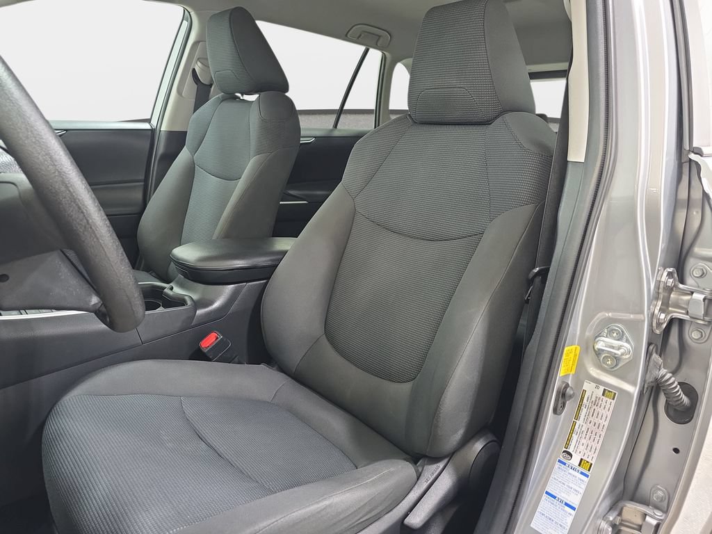 Used 2020 Toyota RAV4 LE w/ All Weather Liner Package AWD/4WD image 14