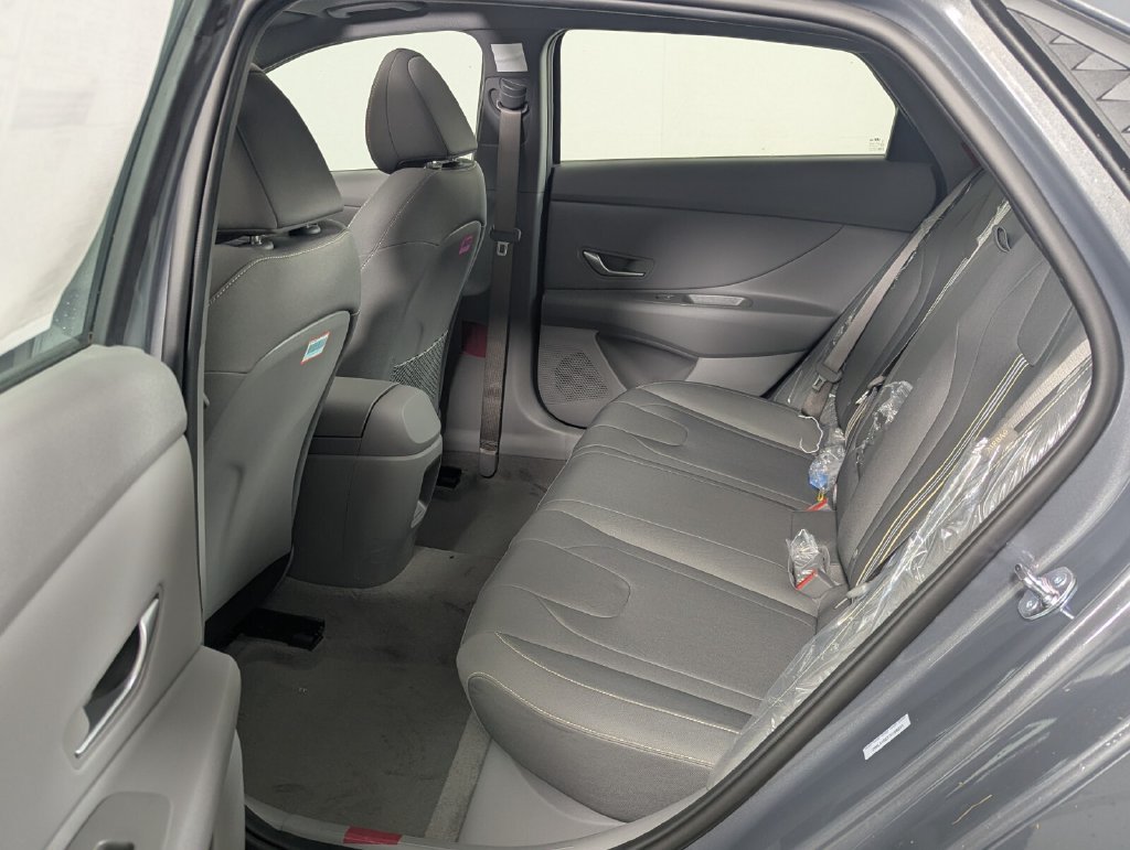 New 2026 Hyundai Elantra SEL Sport Premium FWD image 22
