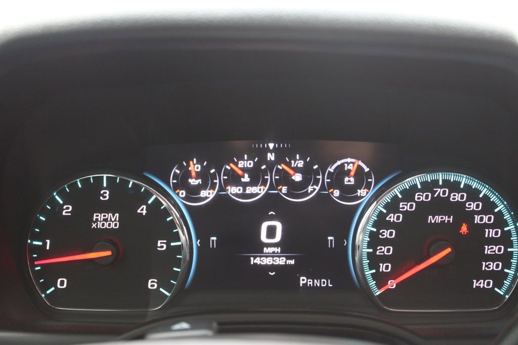 Used 2017 Chevrolet Tahoe LT w/ LT Signature Package image 39