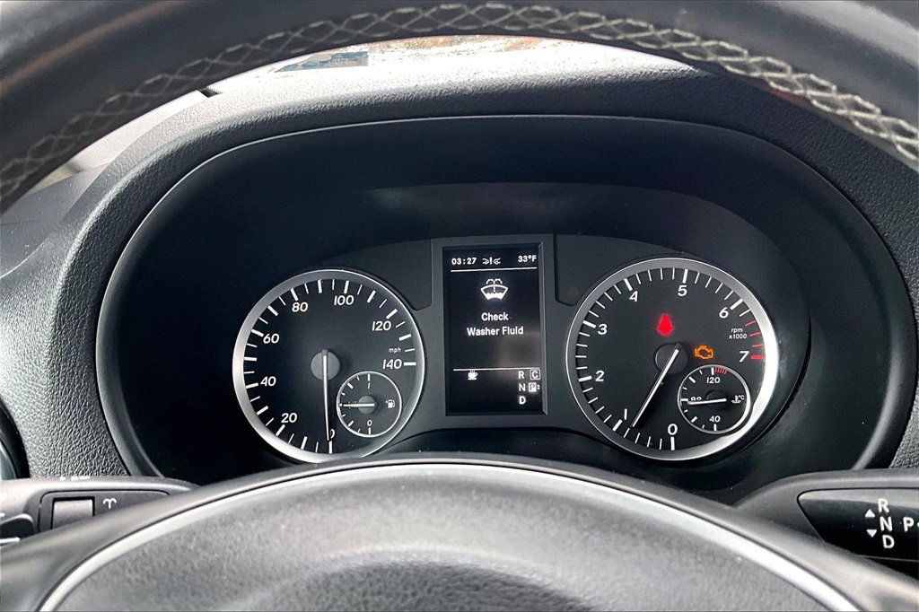Used 2018 Mercedes-Benz Metris Passenger image 18