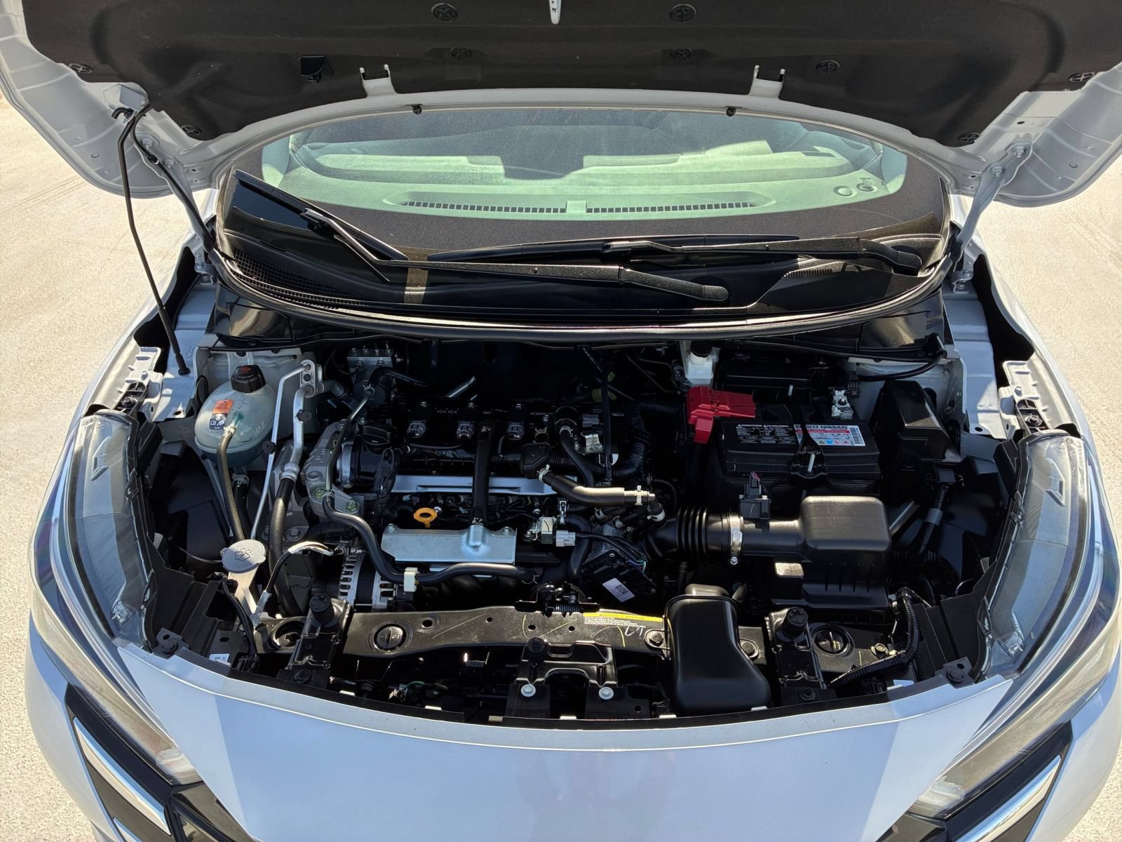 Used 2025 Nissan Versa SV FWD image 29