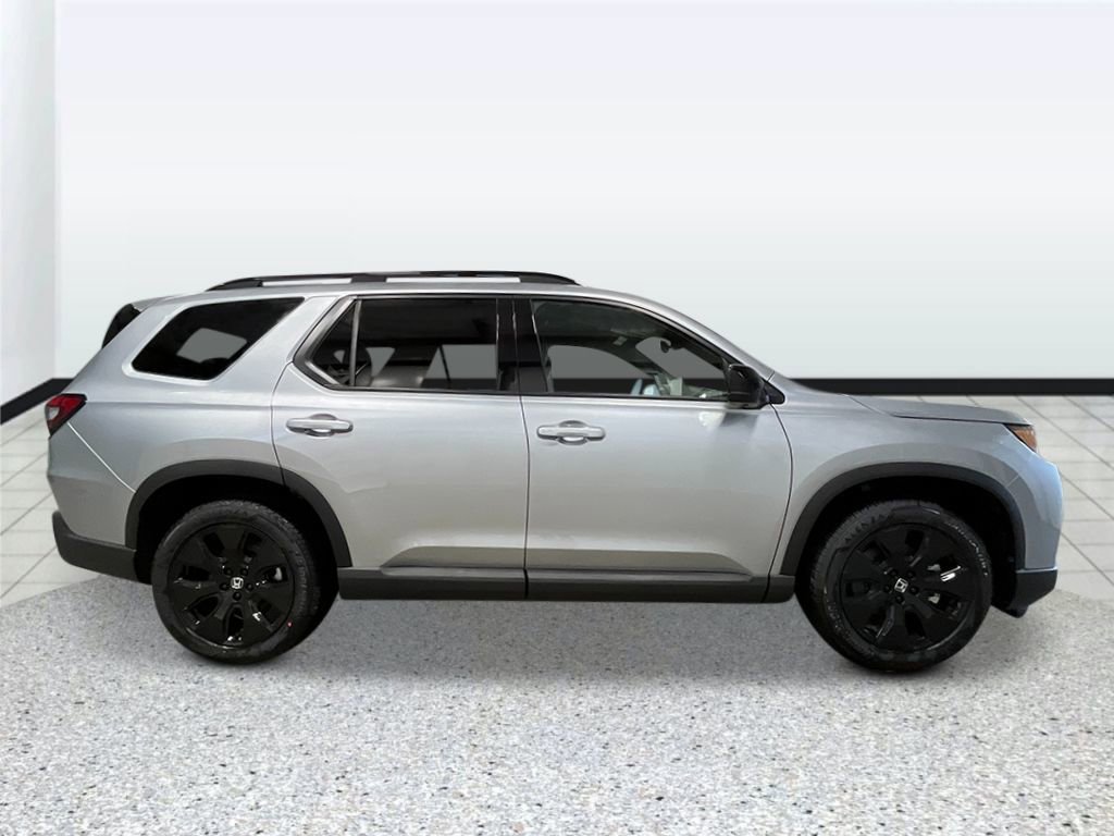 New 2026 Honda Pilot Black Edition image 2