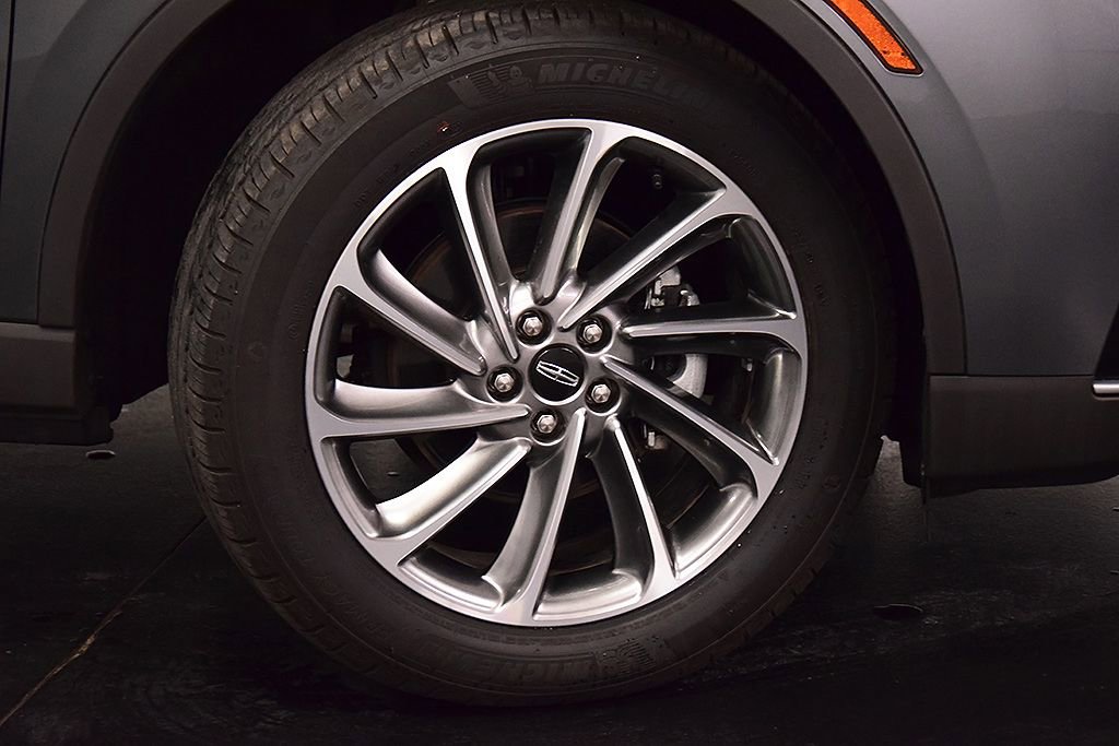 Used 2024 Lincoln Corsair AWD w/ Equipment Group 101A image 10