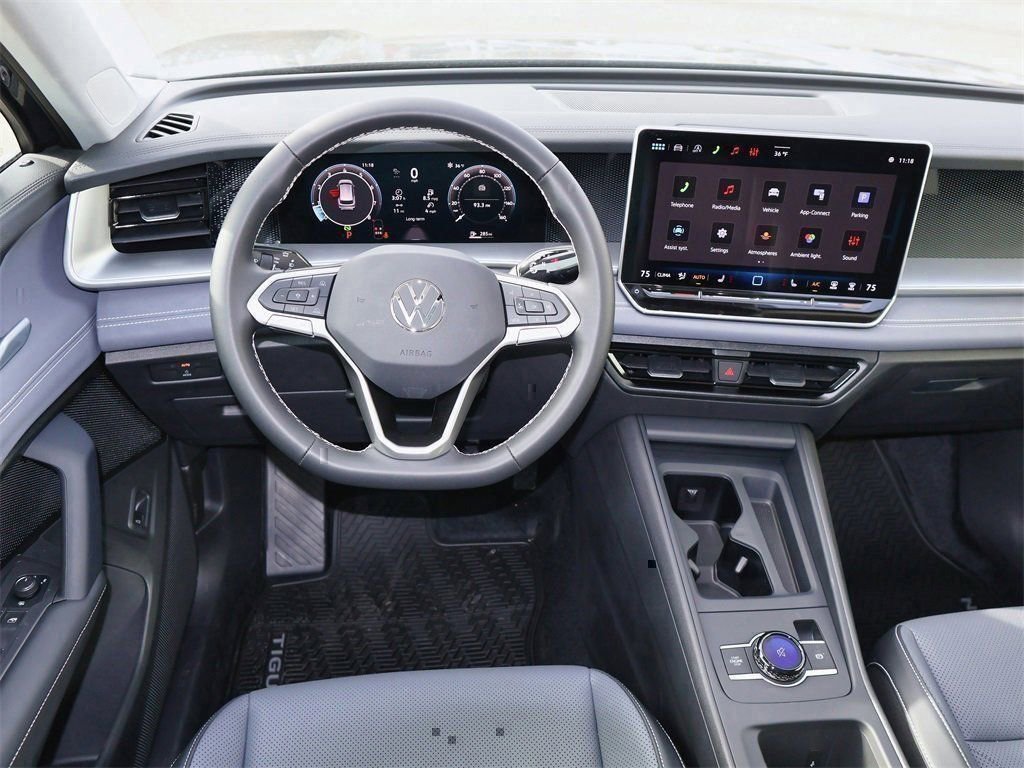 New 2026 Volkswagen Tiguan SE image 18