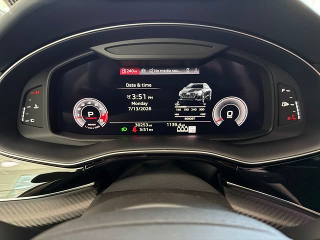 Used 2025 Audi SQ8 Prestige AWD/4WD image 9
