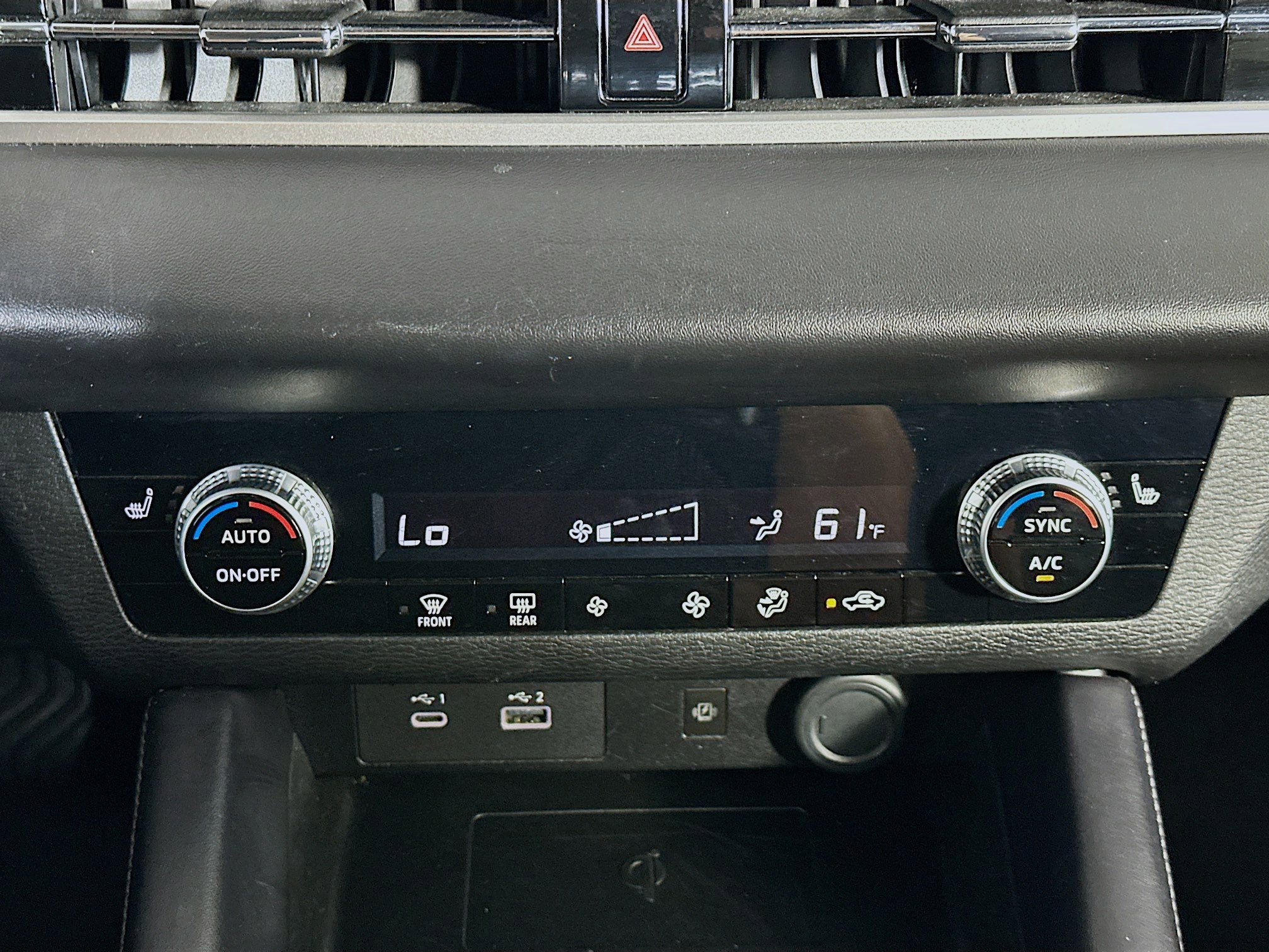 Used 2024 Mitsubishi Outlander SE FWD image 24