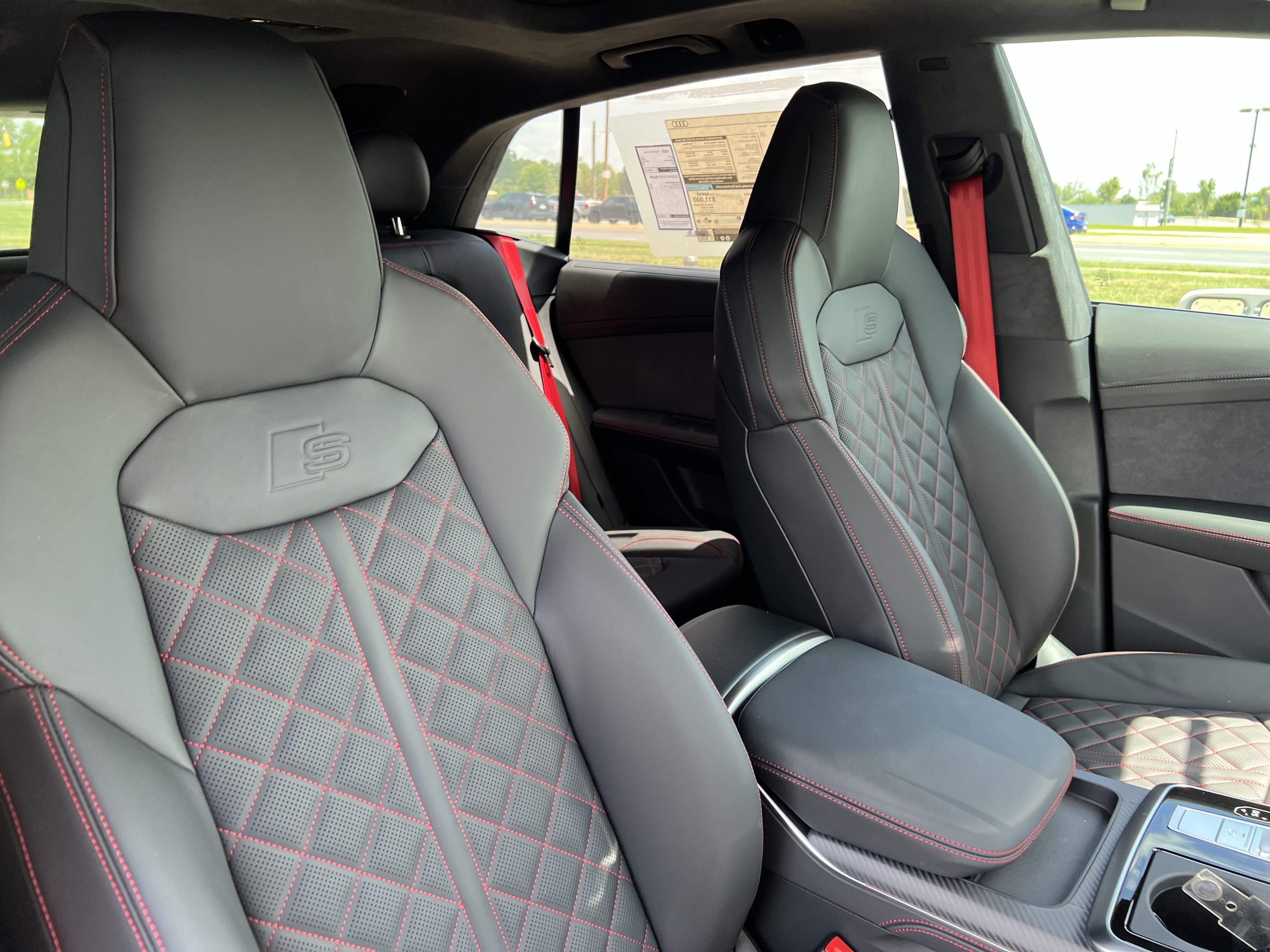 New 2026 Audi SQ8 Prestige AWD/4WD image 21
