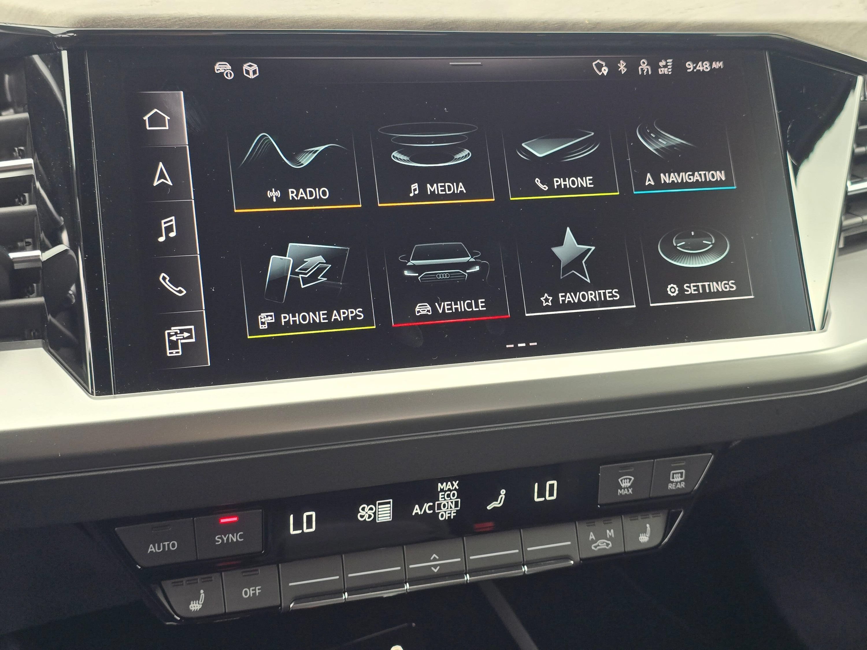 Used 2023 Audi Q4 e-tron Premium Plus w/ Premium Plus AWD/4WD image 14