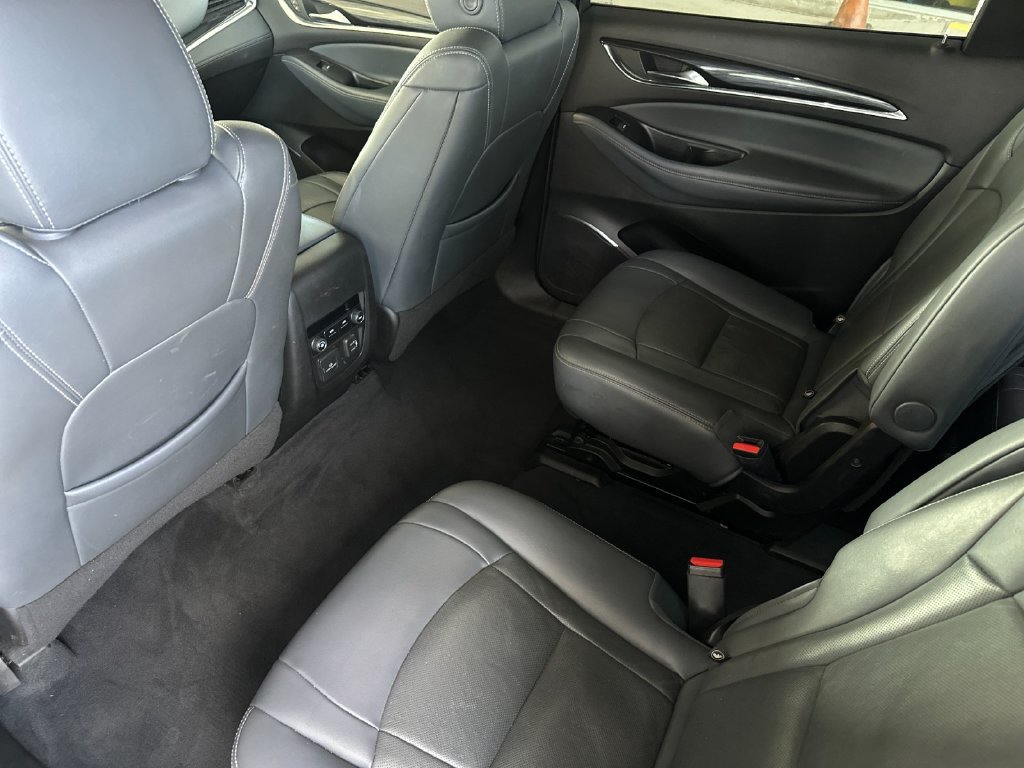 Used 2022 Buick Enclave Premium FWD image 11