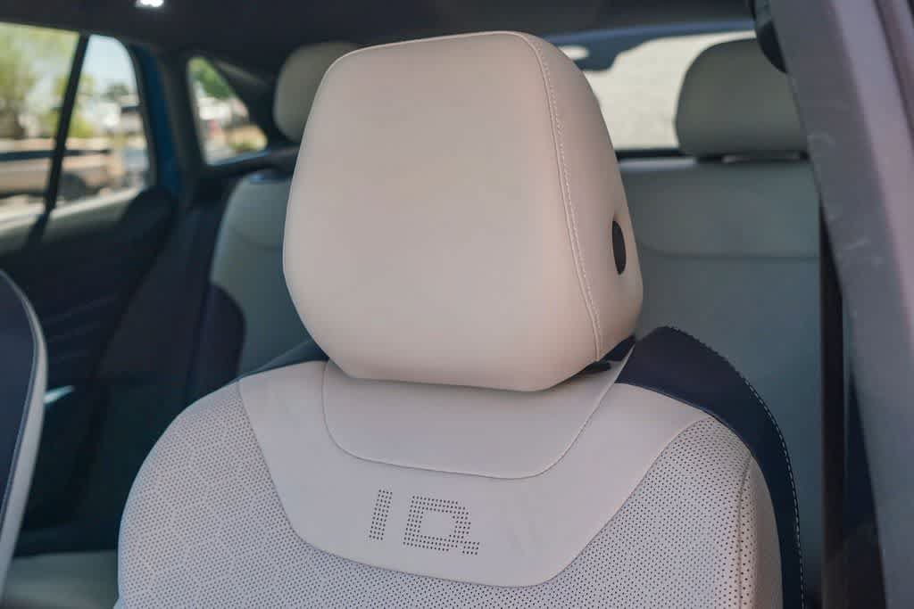 Used 2025 Volkswagen ID.4 Pro S RWD image 25