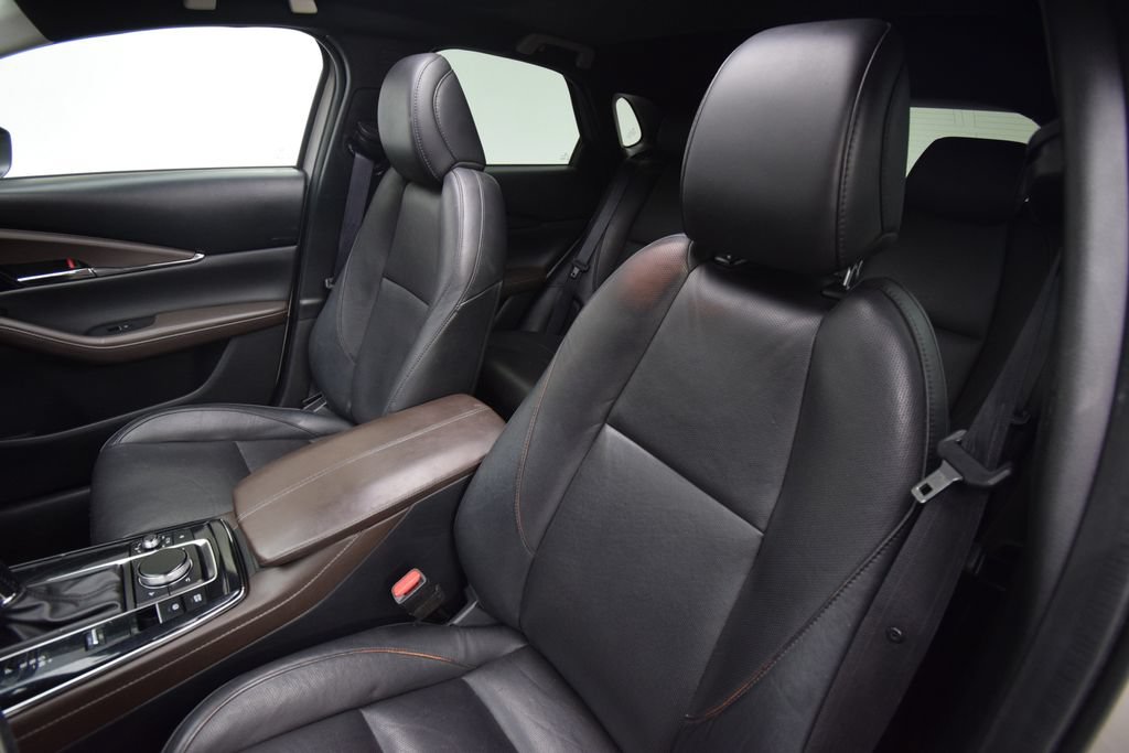 Used 2023 MAZDA CX-30 AWD 2.5 S w/ Premium Package image 19