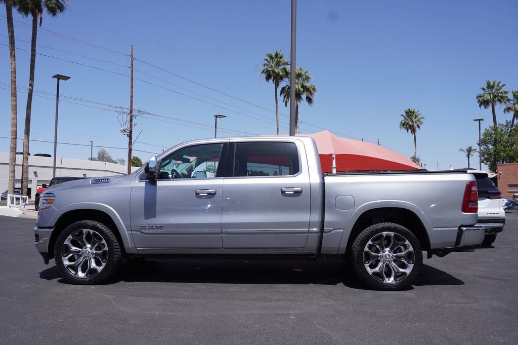 Used 2024 RAM 1500 Limited AWD/4WD image 2