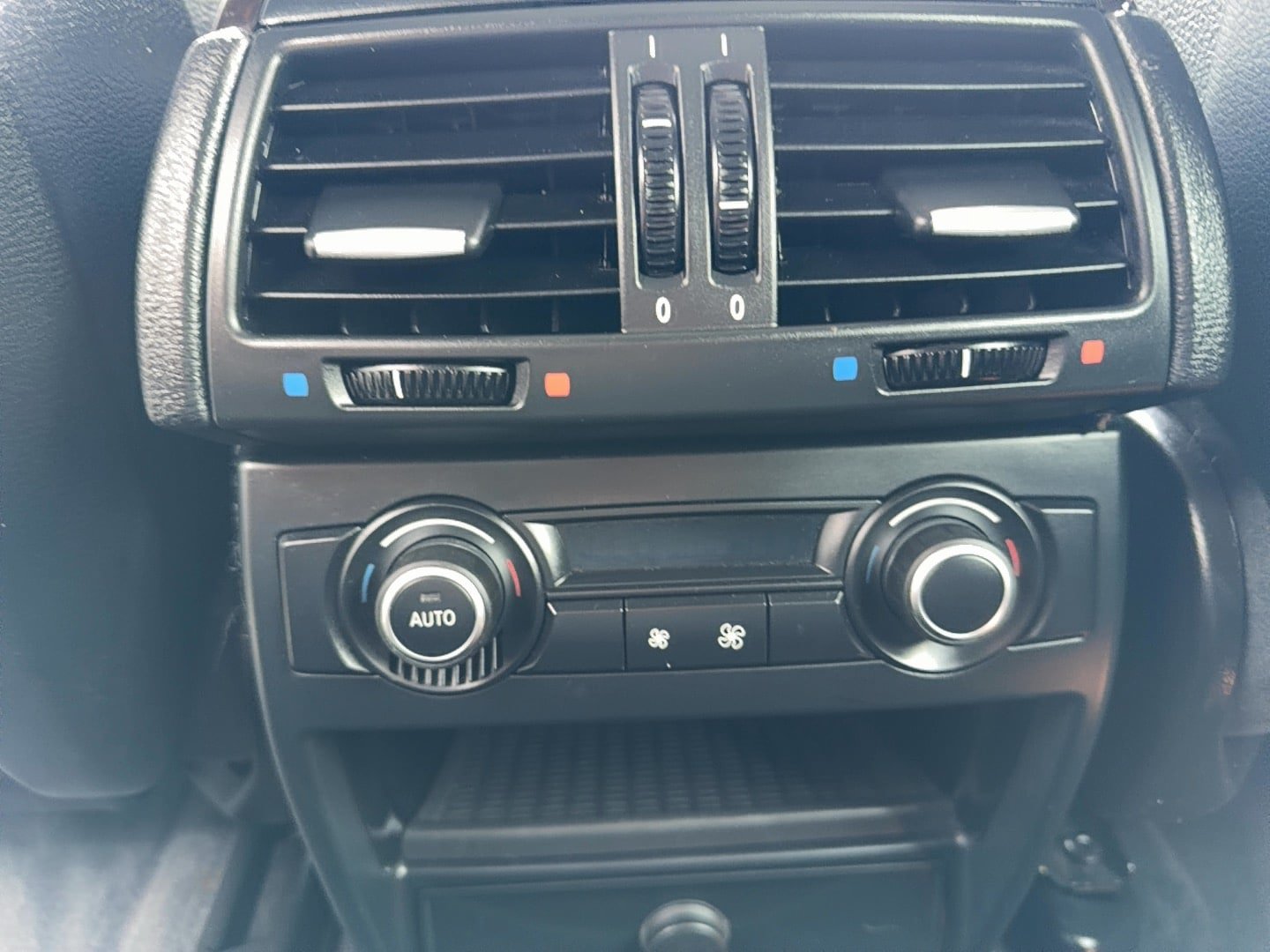 Used 2010 BMW X5 xDrive35d AWD/4WD image 21