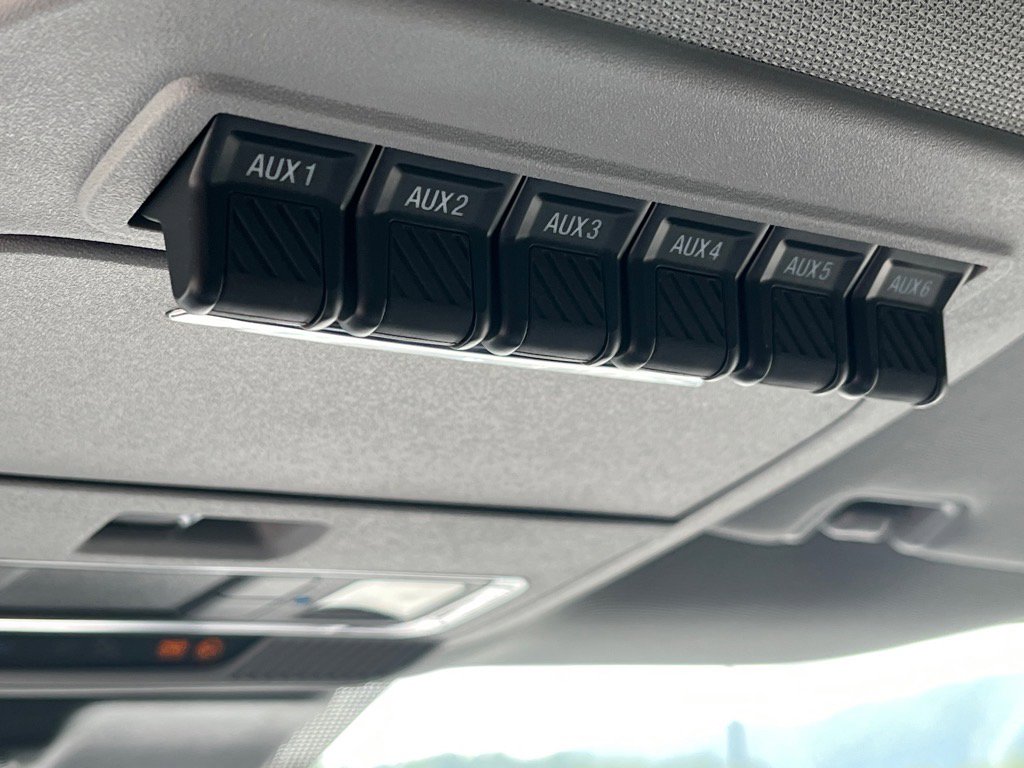 New 2025 Ford F250 Lariat w/ Black Appearance Package image 13