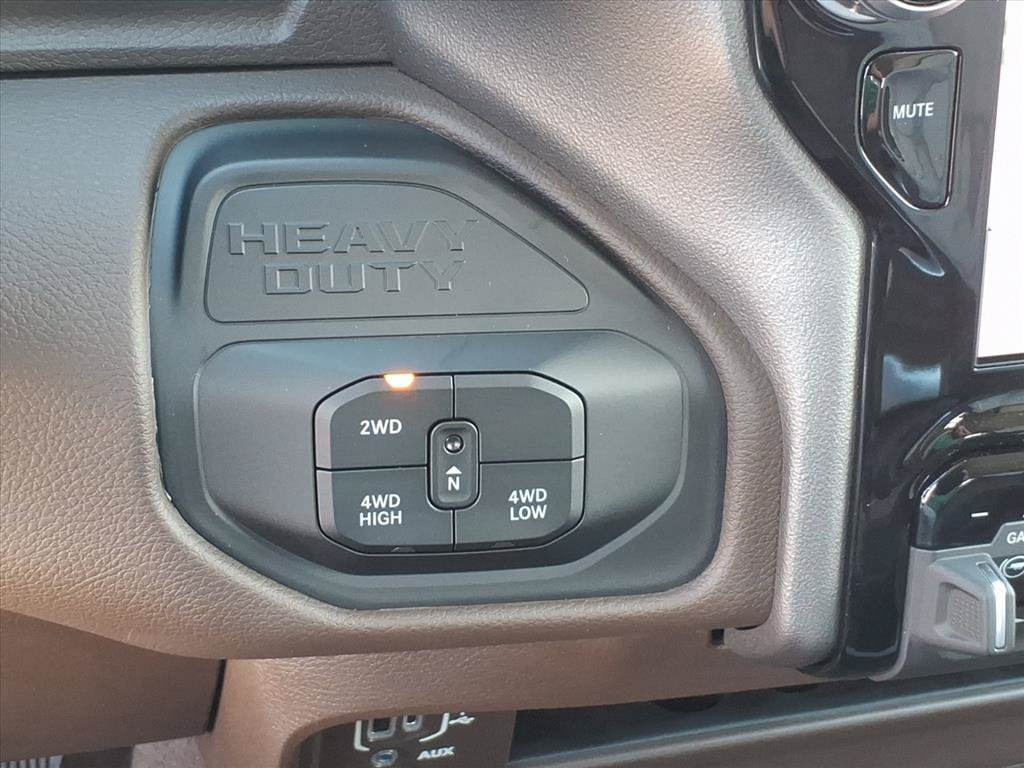 New 2027 RAM 2500 Laramie AWD/4WD image 32