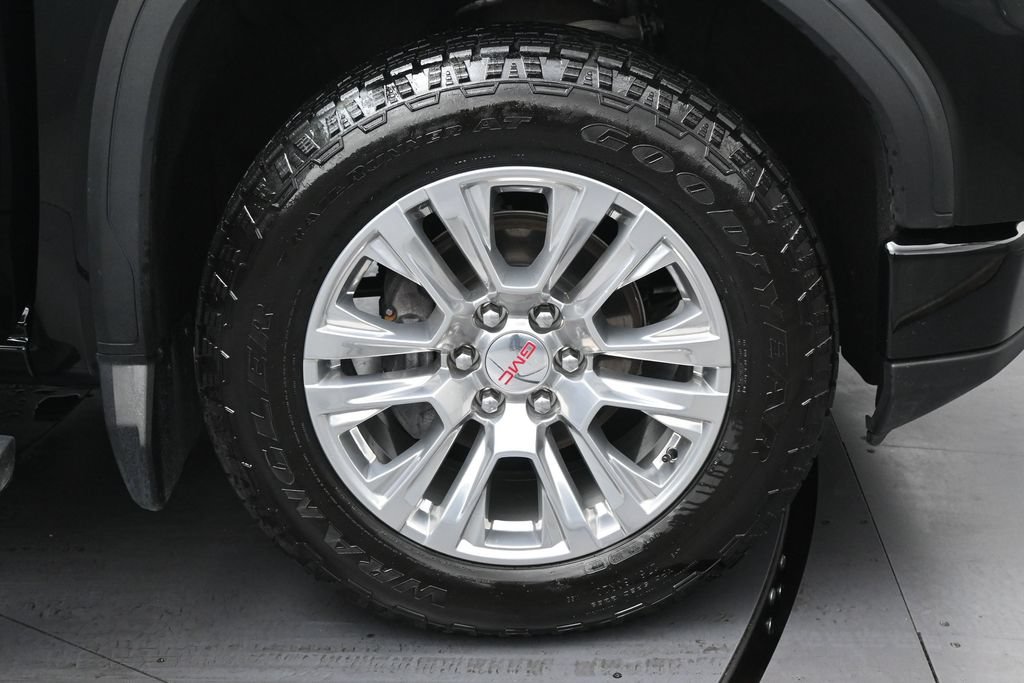 Used 2024 GMC Sierra 1500 Denali w/ Technology Package AWD/4WD image 31