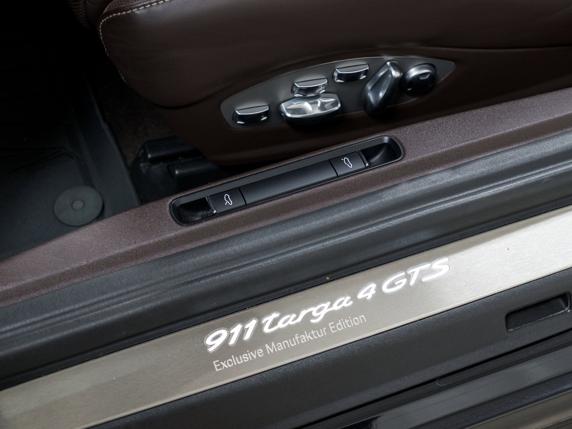 Certified 2019 Porsche 911 Targa 4 GTS image 15