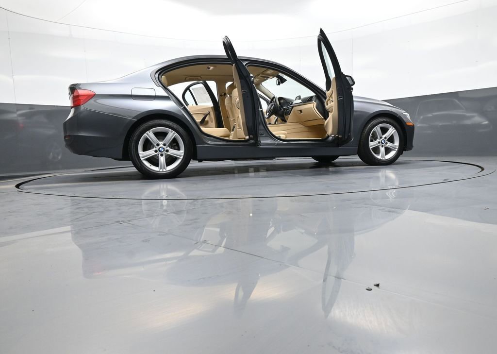 Used 2014 BMW 328i Sedan RWD image 46
