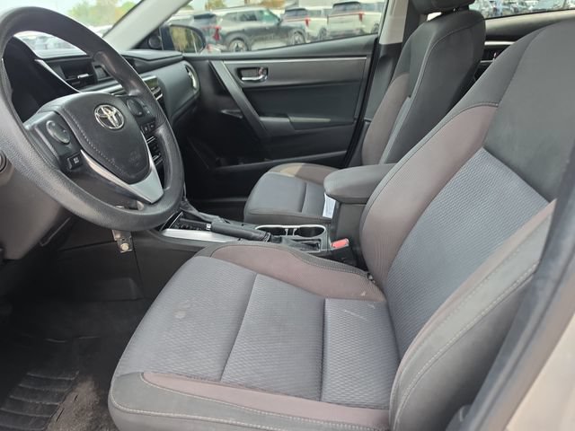 Used 2017 Toyota Corolla LE FWD image 16
