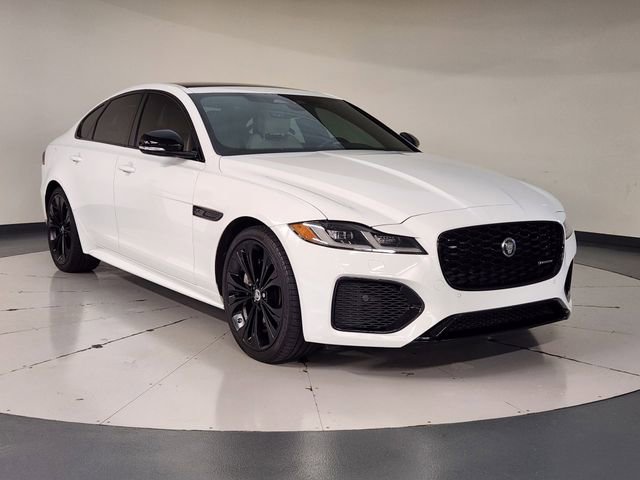 Used 2024 Jaguar XF R-Dynamic SE image 7