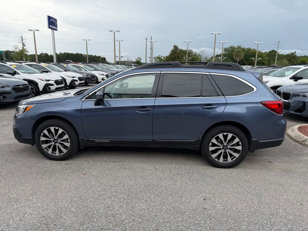 Used 2016 Subaru Outback 2.5i Limited AWD/4WD image 12
