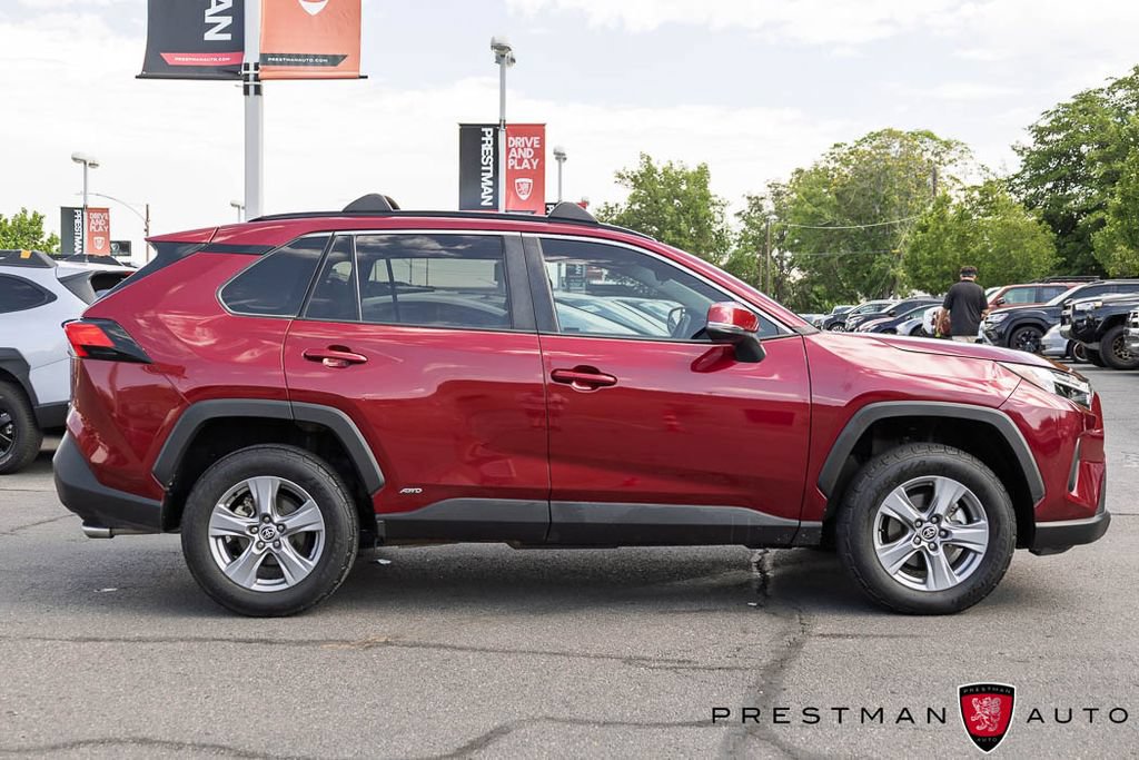 Used 2022 Toyota RAV4 XLE w/ Convenience Package AWD/4WD image 19