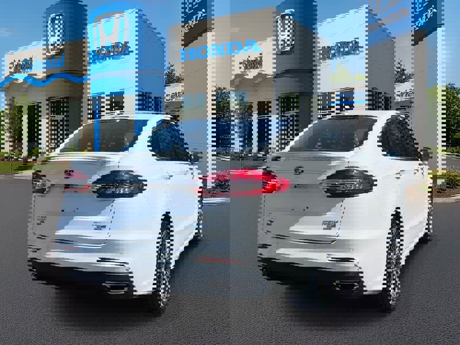 Used 2020 Ford Fusion Titanium AWD/4WD image 6