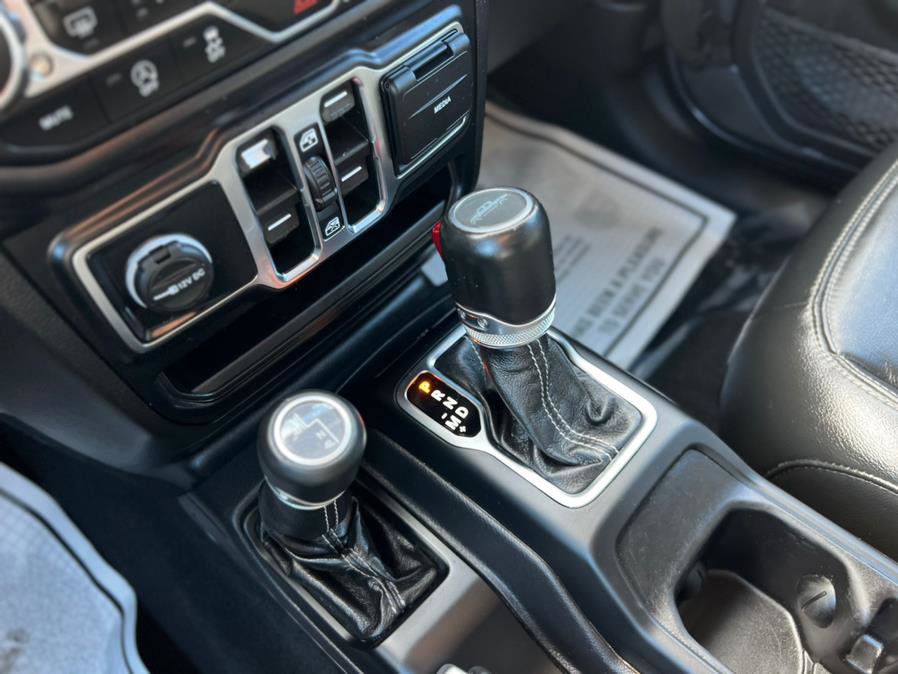 Used 2022 Jeep Gladiator Overland w/ Popular Equipment Package image 17