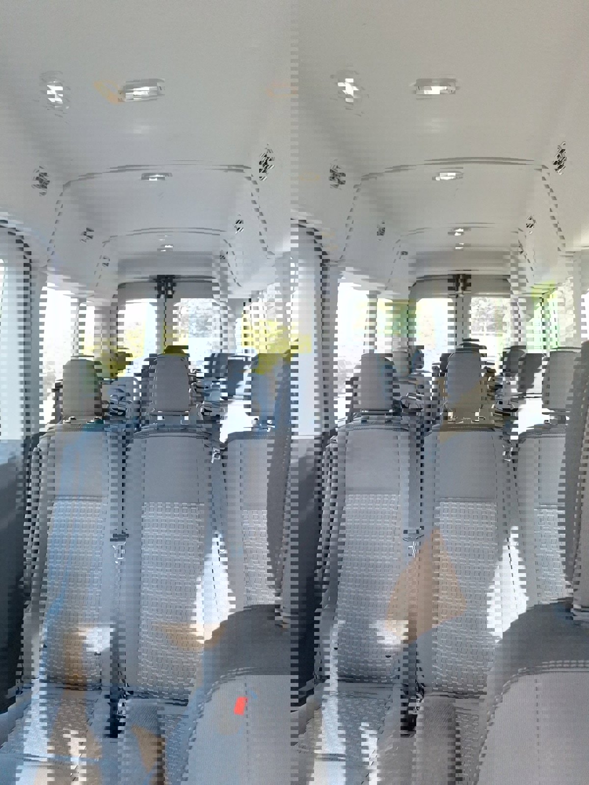 Used 2022 Ford Transit 350 XLT image 15