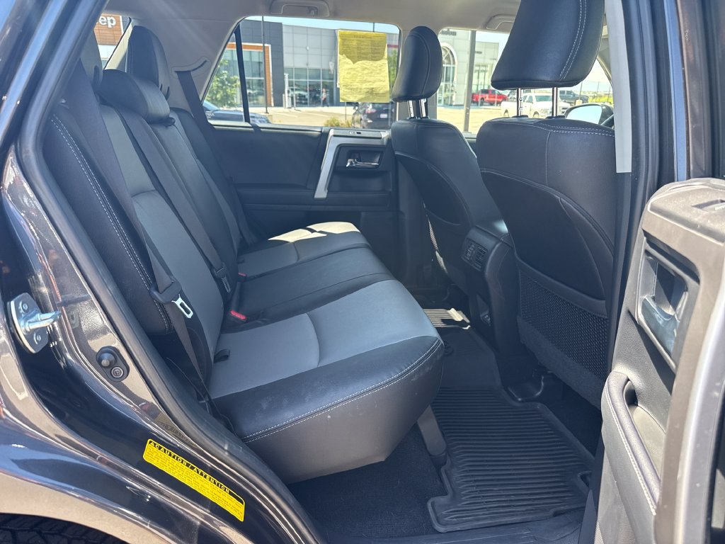 Used 2021 Toyota 4Runner SR5 Premium AWD/4WD image 28