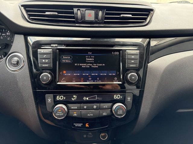 Used 2022 Nissan Rogue Sport SV image 13