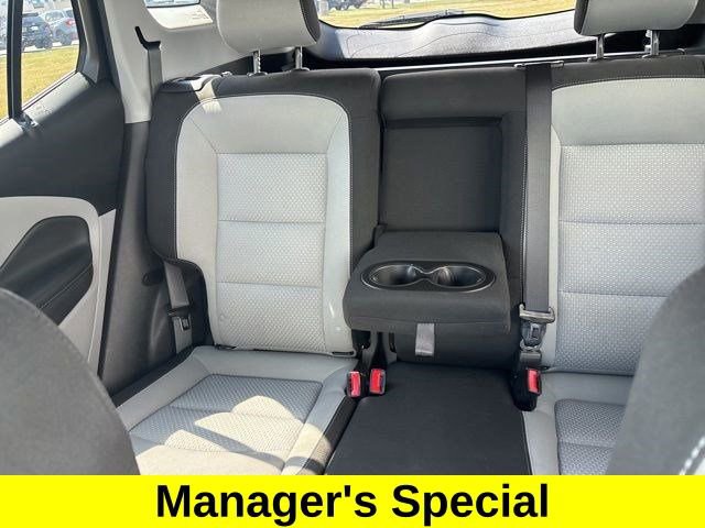 Used 2023 GMC Terrain SLE w/ Driver Convenience Package image 29