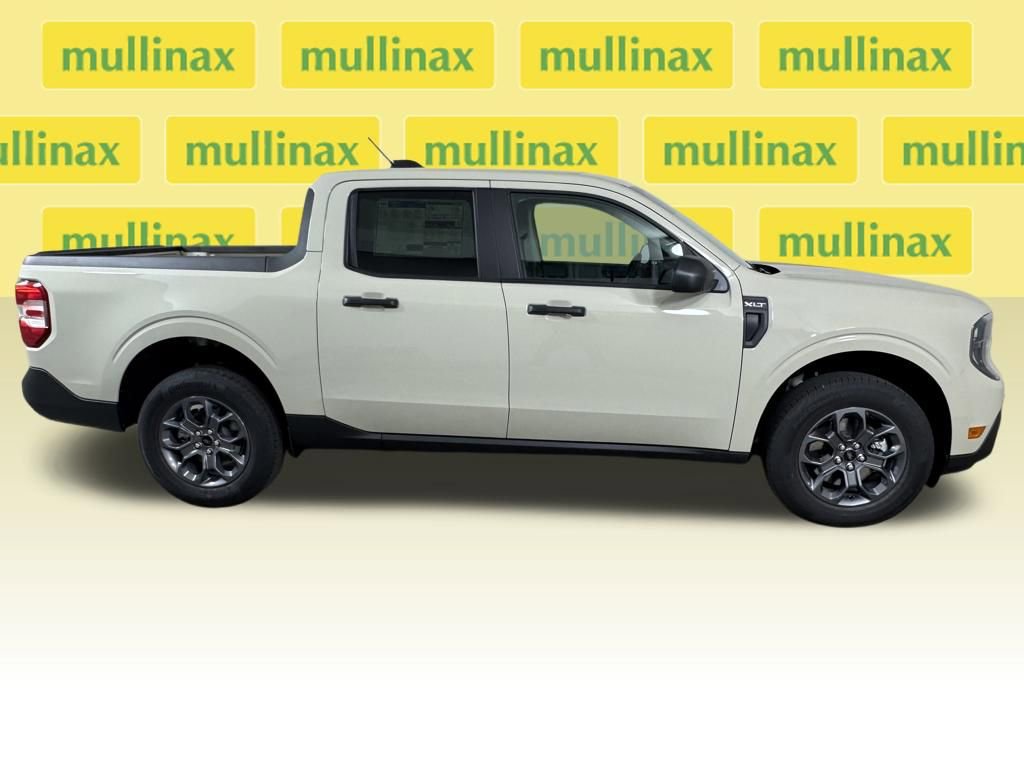 New 2025 Ford Maverick XLT w/ Equipment Group 302A image 22