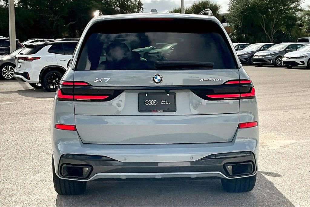Used 2026 BMW X7 xDrive40i image 6