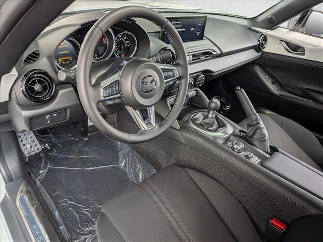 New 2026 MAZDA MX-5 Miata Club w/ Interior Package RWD image 3