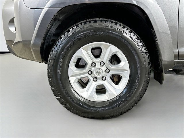 Used 2020 Toyota 4Runner SR5 Premium image 12