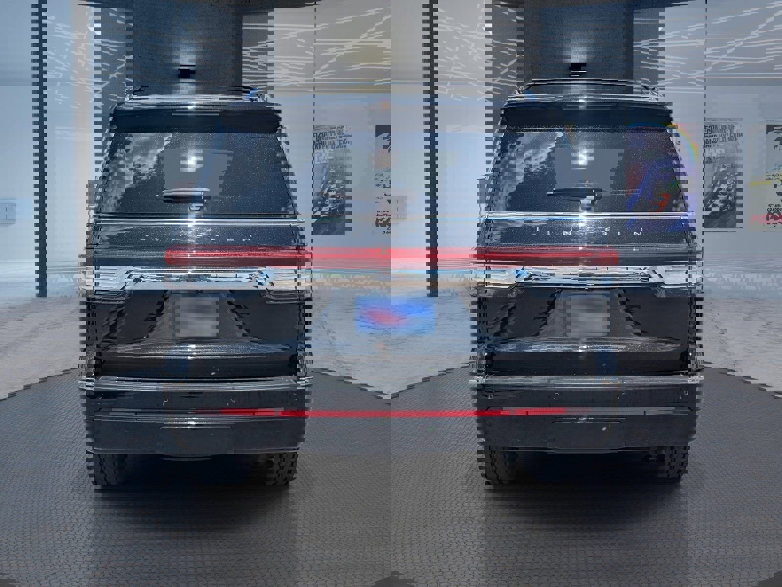 Used 2023 Lincoln Navigator Reserve image 5