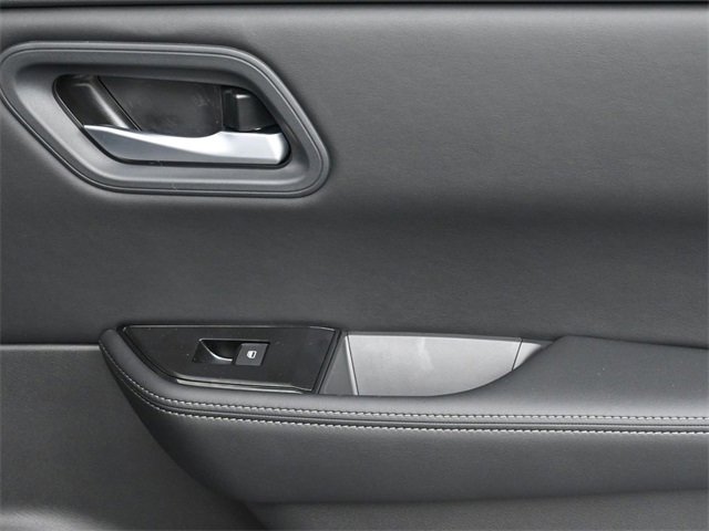 New 2026 Nissan Rogue SV image 30