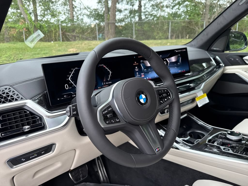 New 2027 BMW X7 xDrive40i w/ Executive Package AWD/4WD image 13