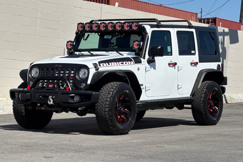 Used 2017 Jeep Wrangler Unlimited Rubicon AWD/4WD image 11