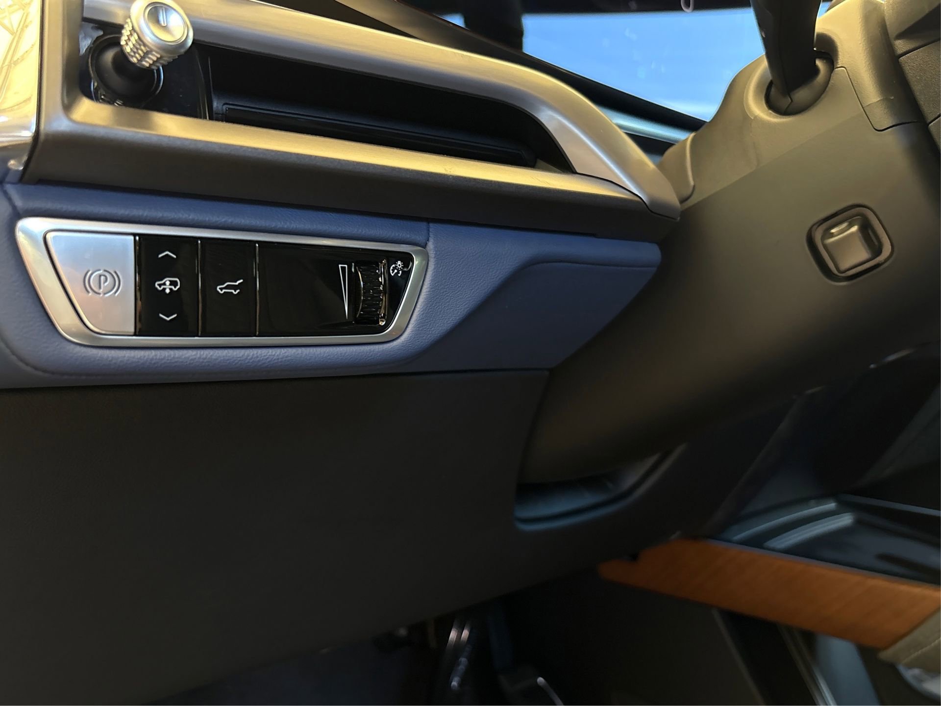 New 2026 Cadillac Vistiq Premium Luxury image 18